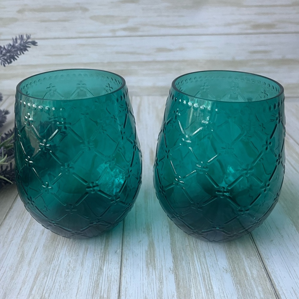 The Pioneer Woman Wishful Winter Tritan Holiday Stemless Wine Glass - Plastic